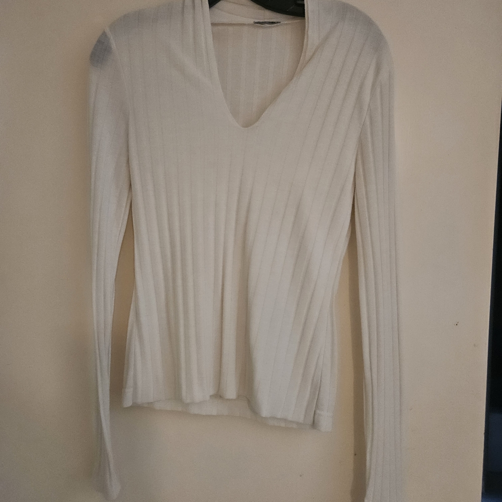 Chic White Ribbed Long Sleeve Top